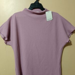 Camiseta para mujer, cuello alto, manga corta, silueta semiajustada