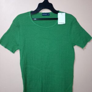 Camiseta cuello redondo textura relieve