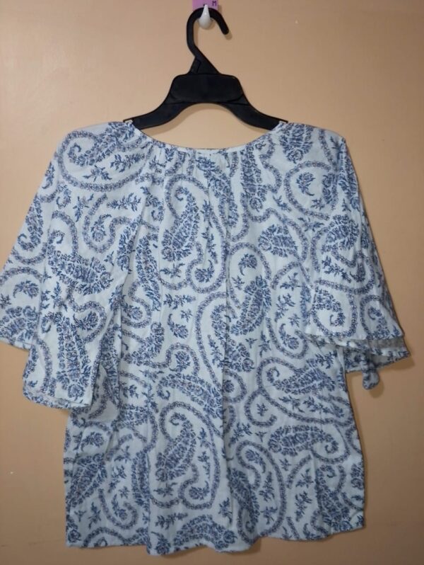 Blusa para mujer con escote redondo manga corta