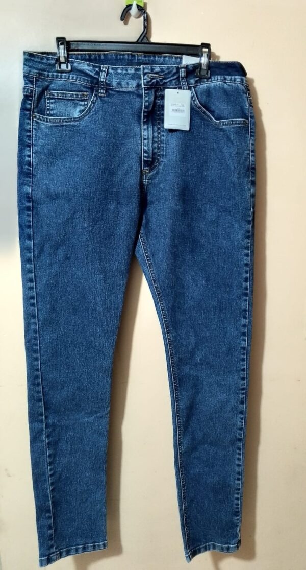 Jean Para Hombre Color Azul Medio Talla 34