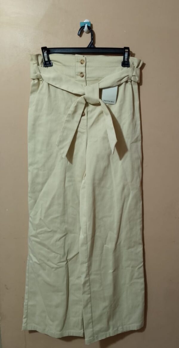 Pantalón Unicolor Tipo Paper Bag Con Cinturón De Anudar