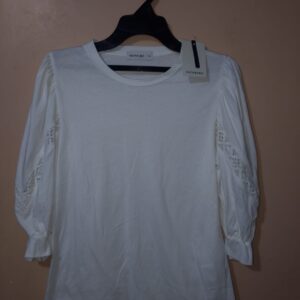 Camiseta para mujer, cuello redondo, manga 3/4, silueta semiajustada, textura lisa, unicolor