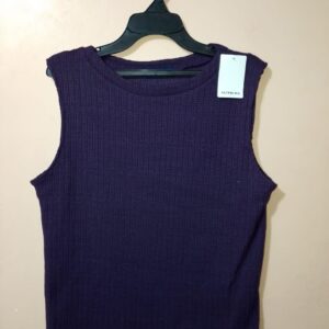 Camiseta para mujer, cuello redondo, manga sisa, silueta amplia, textura bordada