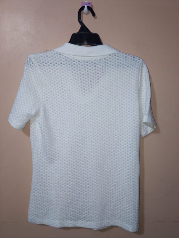 Camiseta para mujer, cuello redondo, manga corta, silueta amplia, textura bordada